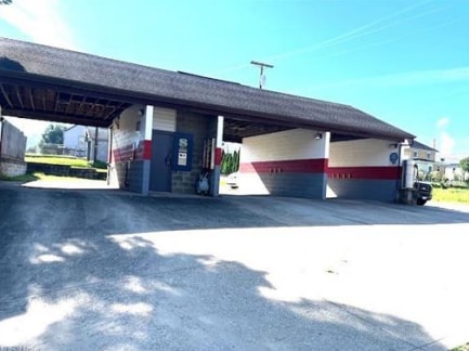 Primary Photo Of 1700 Pennsylvania Ave, East Liverpool Carwash For Sale