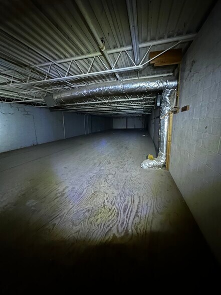 More Photos Of 1020-1112 W Main St, Gun Barrel City Freestanding For Lease