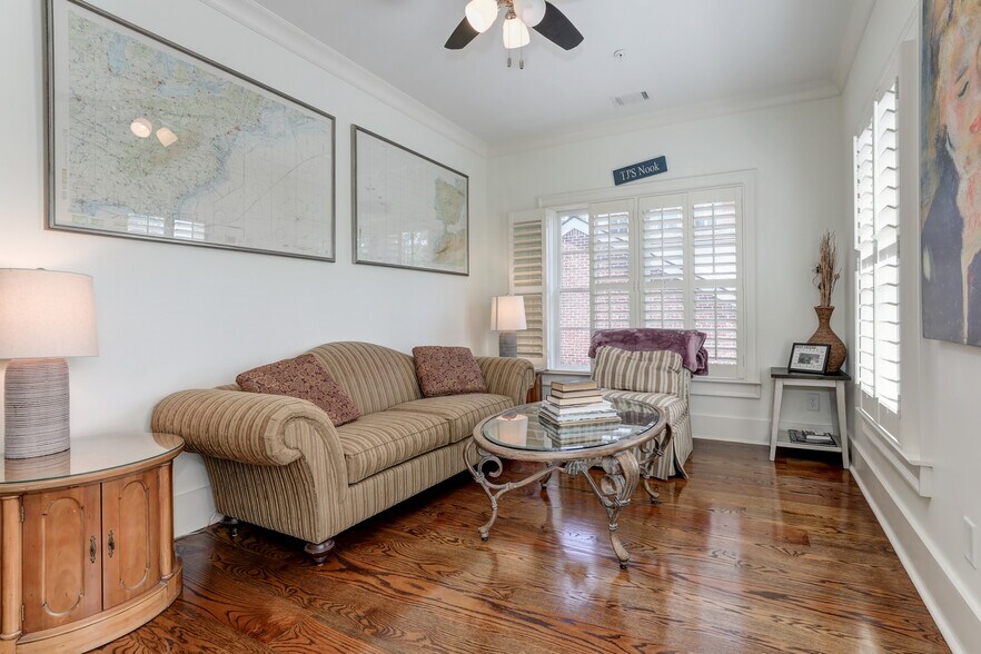 More Photos Of 2972 Lookout Pl NE, Atlanta Office Residential For Sale