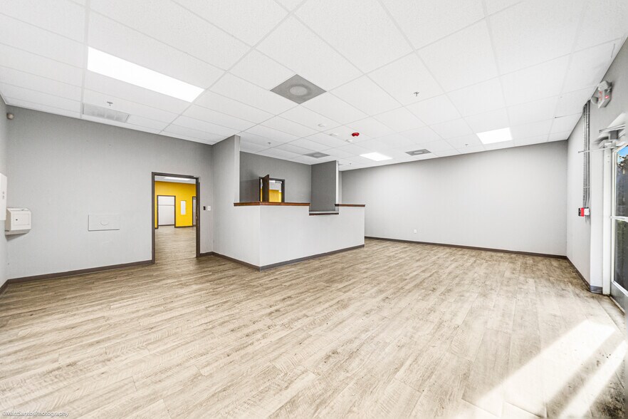 More Photos Of 2704 Highmarket St, Georgetown Freestanding For Sale