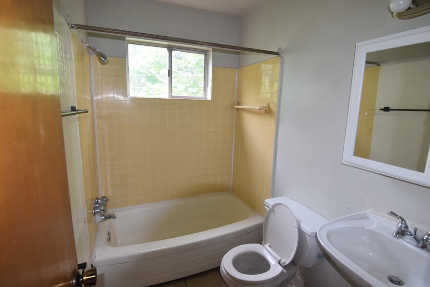 More Photos Of 1724 Taylor Rd, East Cleveland Apartments For Sale