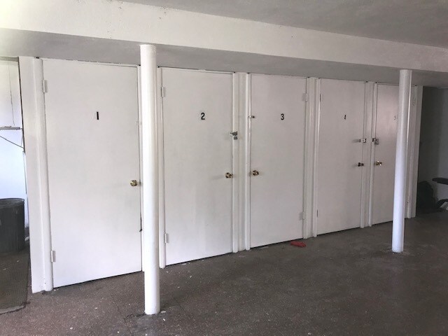 More Photos Of 8235 Buffalo Ave, Niagara Falls Apartments For Sale
