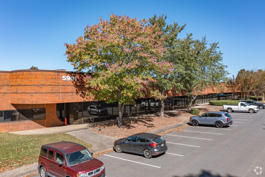 More Photos Of 5901 Goshen Springs Rd, Norcross Distribution For Lease