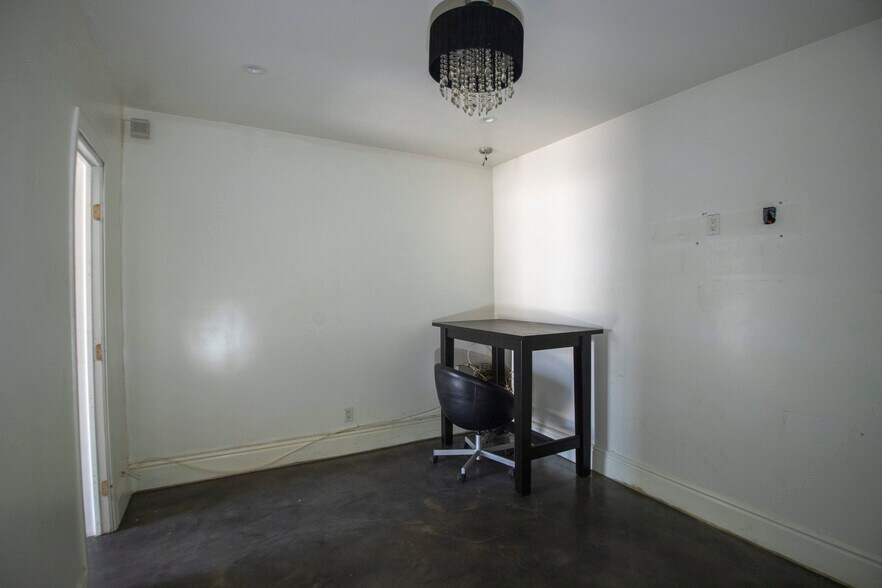 More Photos Of 5725 Lankershim Blvd, North Hollywood Storefront For Sale