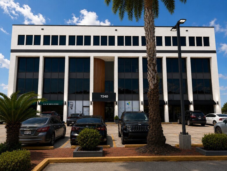 More Photos Of 7240 Crowder Blvd, New Orleans Medical For Lease