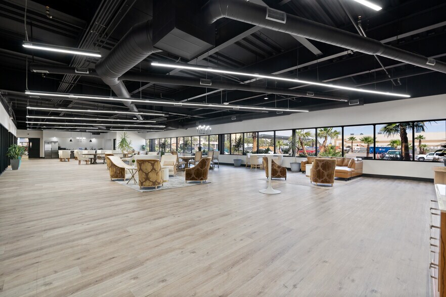 More Photos Of 4300 W Tropicana Ave, Las Vegas Coworking Space