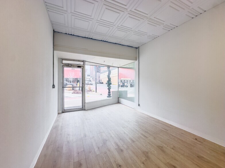 More Photos Of 126 E Choctaw Ave, Mcalester General Retail For Lease