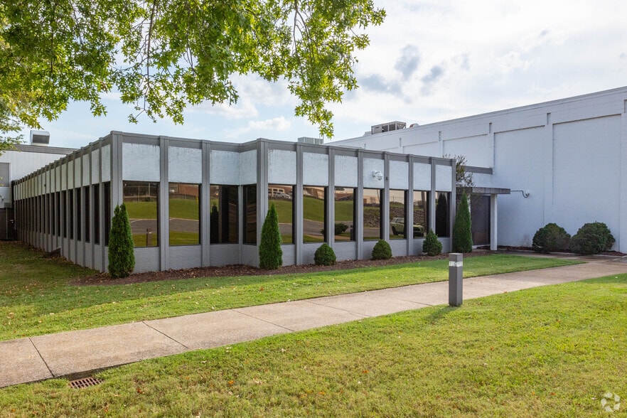 More Photos Of 981 Industrial Park Rd, Columbia Manufacturing For Lease