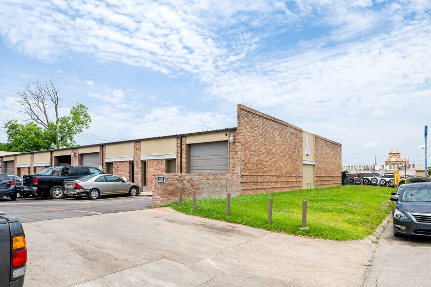 More Photos Of 7000 Baneway Dr, Houston Warehouse For Lease