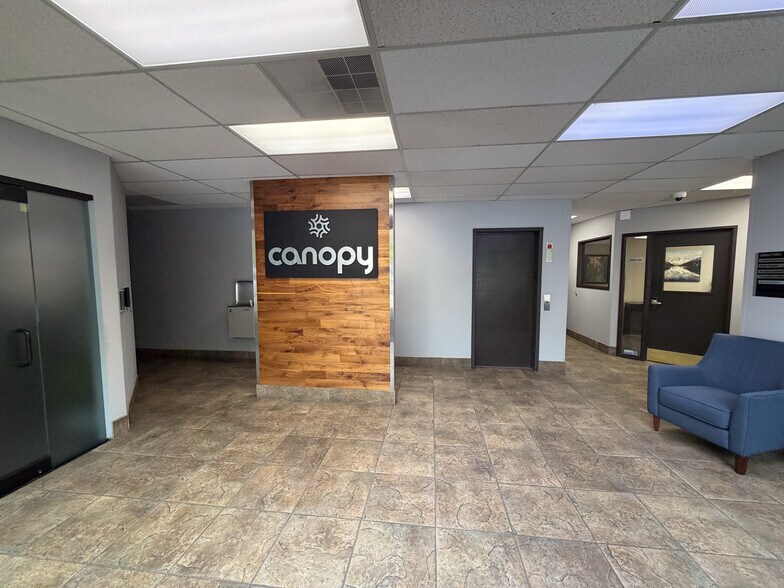 More Photos Of 7180 SW Fir Loop, Tigard Office For Sale