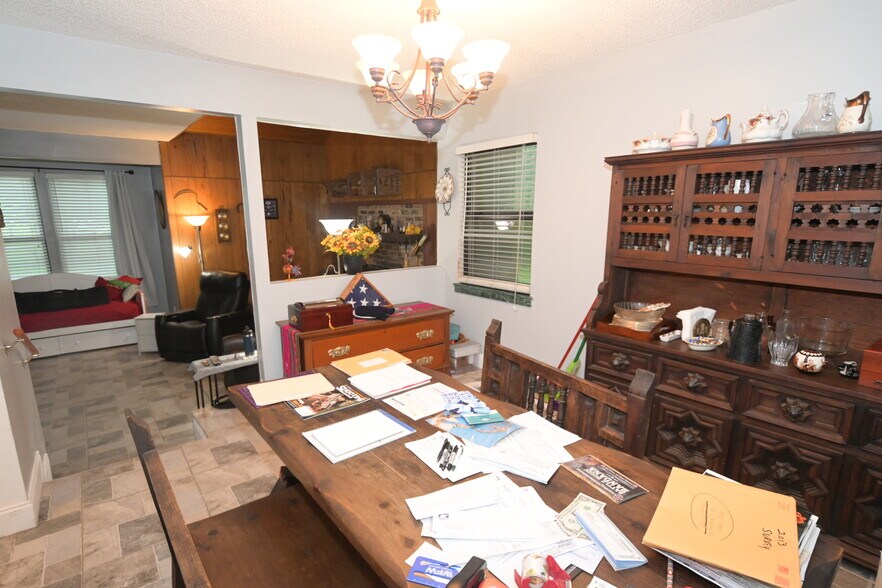 More Photos Of 2101 S Goldenrod Rd, Orlando Storefront For Sale