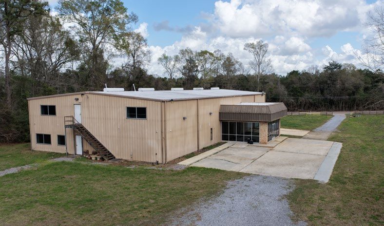 More Photos Of 78263 Highway 25, Folsom Light Manufacturing For Lease