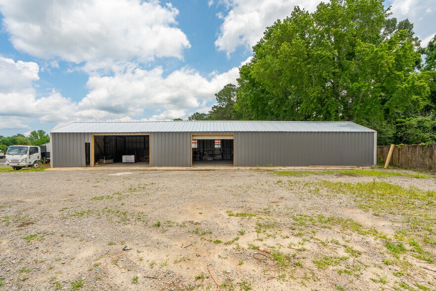 More Photos Of 888 College Park Rd, Summerville Unknown For Lease