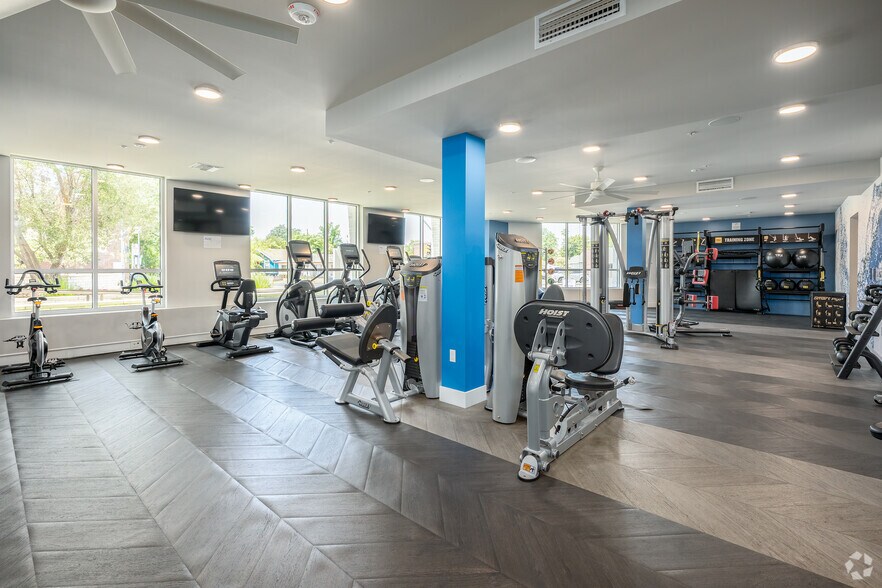 More Photos Of 3675 T St, Sacramento Apartments For Lease