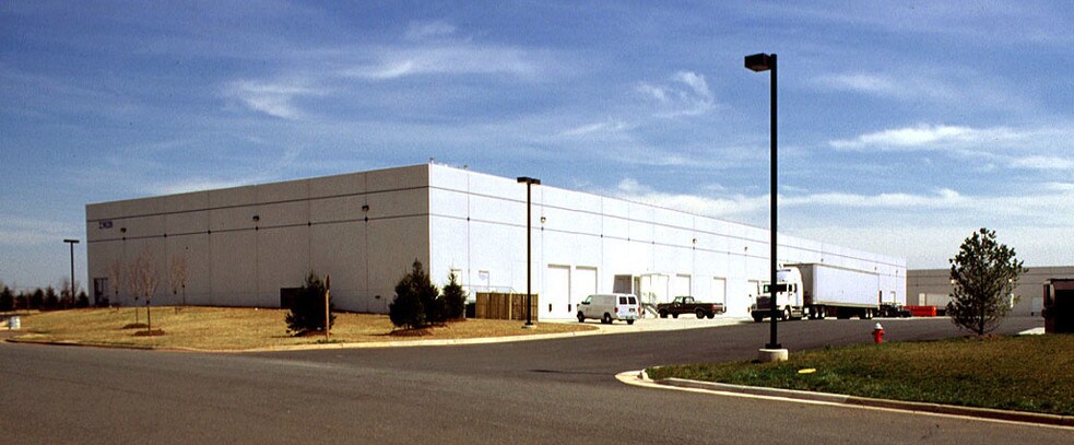 More Photos Of 23020 Eaglewood Ct, Sterling Research And Development For Lease