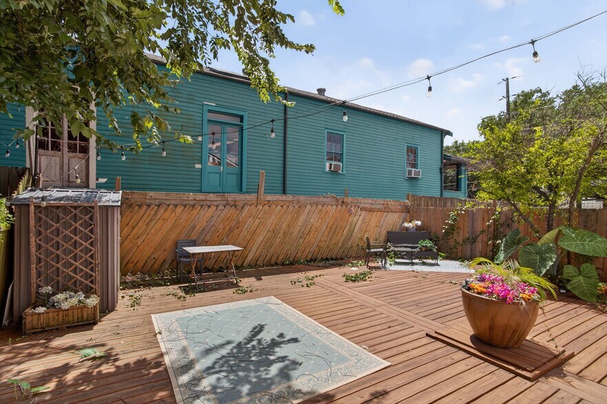 More Photos Of 834 Josephine St, New Orleans Apartments For Sale