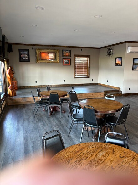 More Photos Of 1565 Riverview St, Portage Des Sioux General Retail For Lease