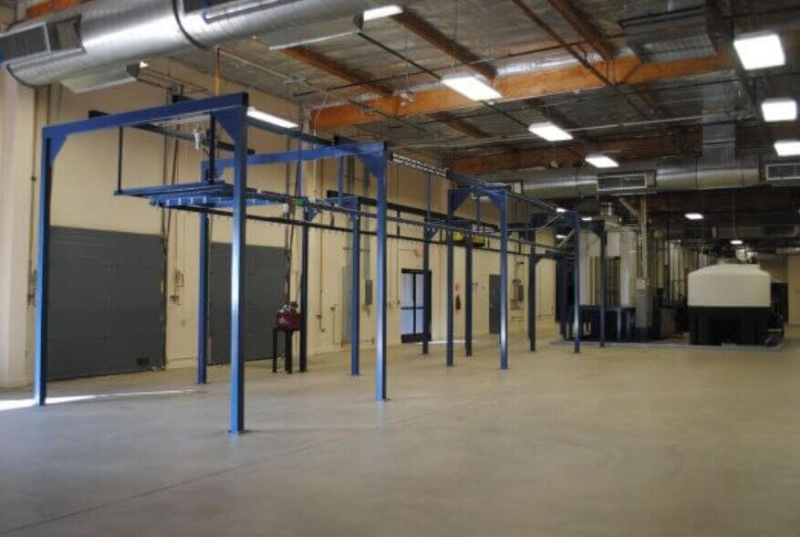 More Photos Of 2400 S Roosevelt St, Tempe Warehouse For Sale