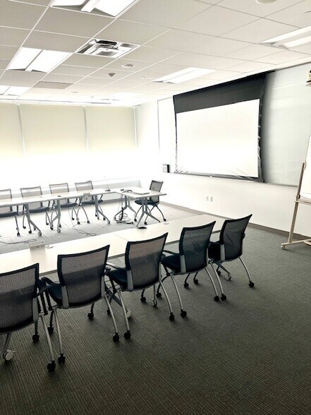 More Photos Of 701 N Fairfax St, Alexandria Office For Lease