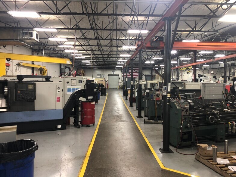 More Photos Of 2110 Panoramic Cir, Dallas Warehouse For Sale