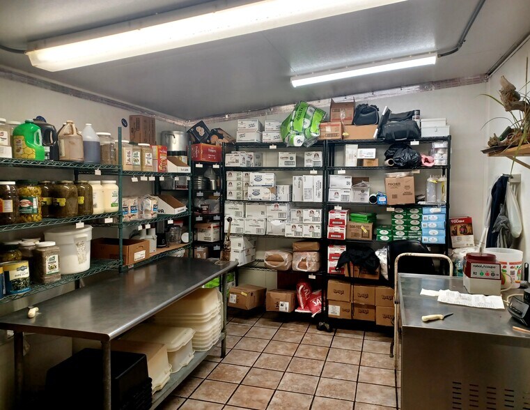 More Photos Of 149 S Lake Ave, Pahokee Restaurant For Sale