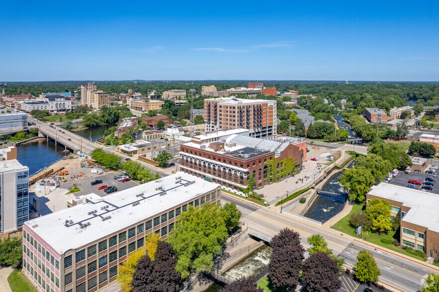 Primary Photo Of 401 E Colfax Ave, South Bend Coworking Space