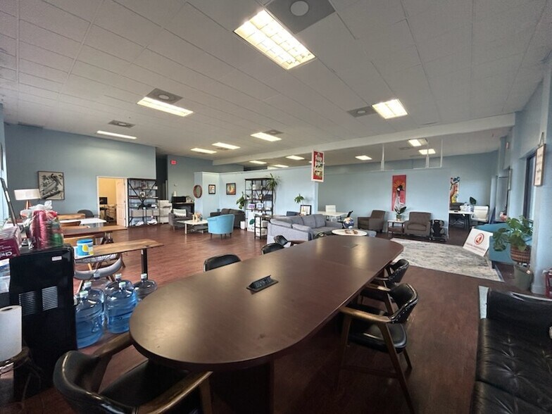 More Photos Of 6160-6170 Ulmerton Rd, Clearwater Unknown For Lease