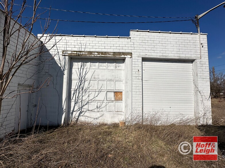 More Photos Of 1628 Sherrick Rd SE, Canton Warehouse For Sale