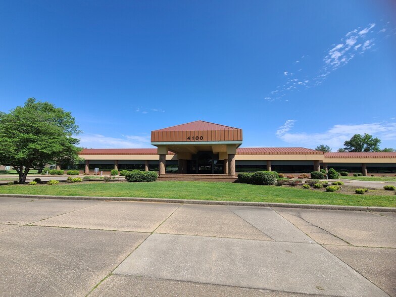 More Photos Of 4100 Covert Ave, Evansville Rehabilitation Center For Lease