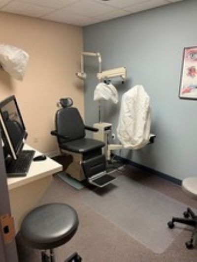 More Photos Of 1915 4th St, Peru Medical For Sale