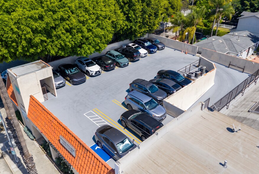 More Photos Of 11444 Washington Blvd, Culver City Medical For Sale
