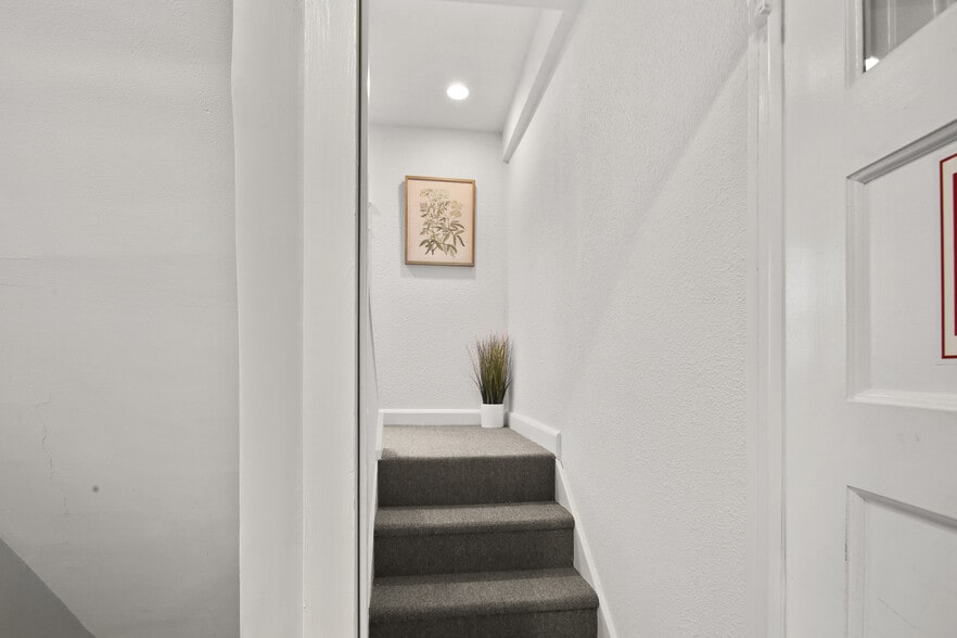 More Photos Of 634 Penn Ave, West Reading Freestanding For Lease