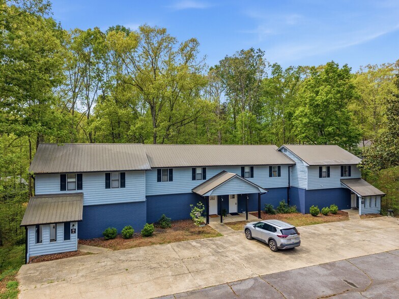 More Photos Of 10 Kinston Manor Dr, Westminster Multifamily For Sale