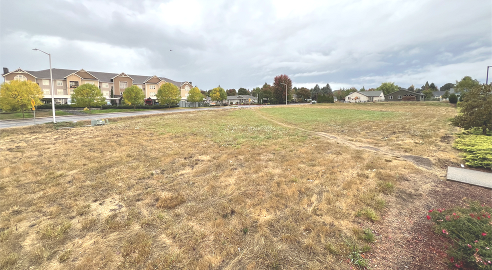 Primary Photo Of 190 W Ellendale Ave, Dallas Land For Sale