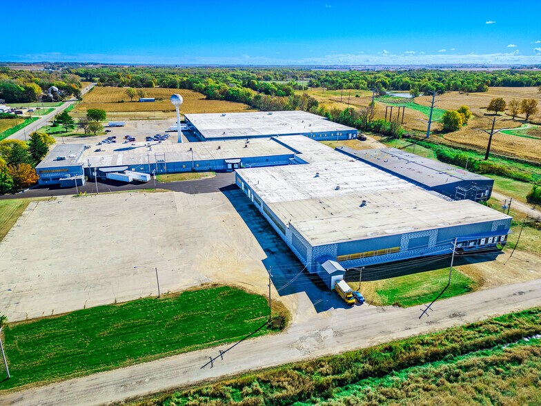 More Photos Of 1555 State Highway 75, Freeport Manufacturing For Lease