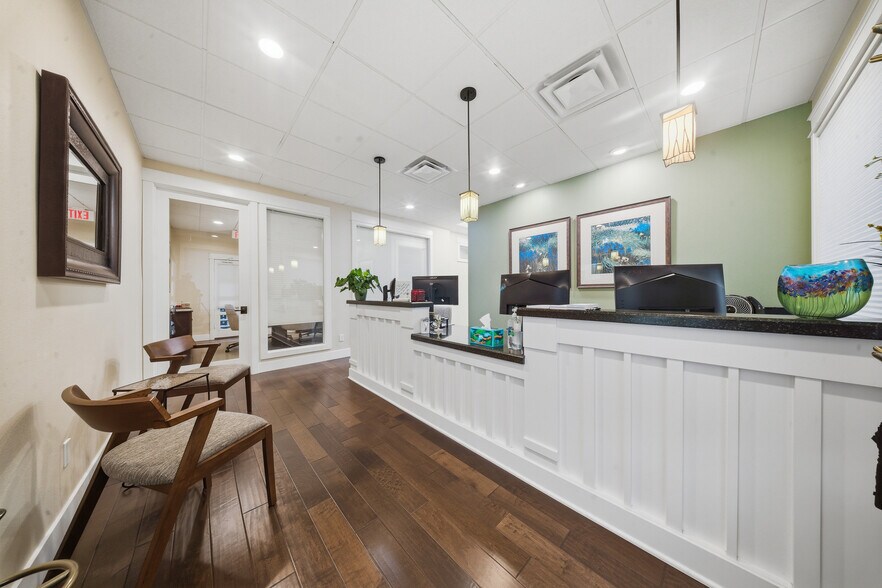 More Photos Of 5011 Argosy Ave, Huntington Beach Loft Creative Space For Sale