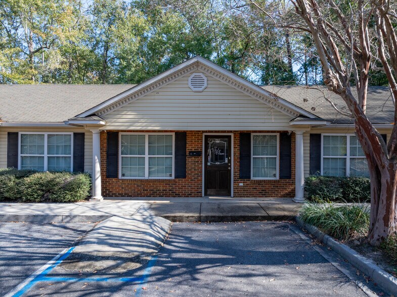More Photos Of 415 Cowart Ave, Valdosta Office For Sale