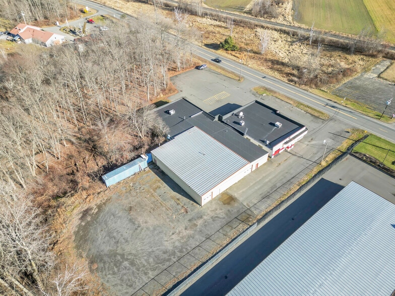 More Photos Of 253 Greenfield Rd, South Deerfield Auto Dealership For Sale