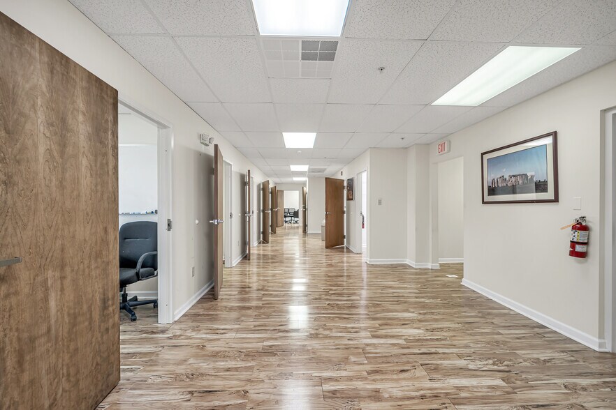 More Photos Of 815 Greenwood Ave, Jenkintown Medical For Sale