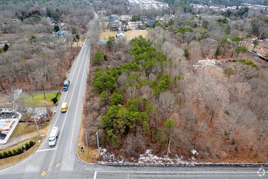 More Photos Of Bellport Ave, Medford Land For Sale