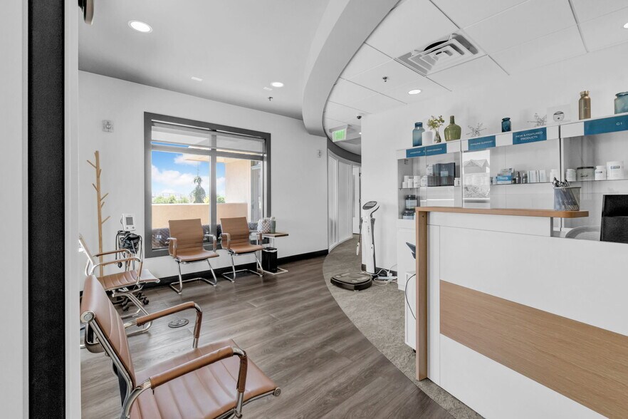 More Photos Of 4795 Larimer Pky, Johnstown Medical For Sale