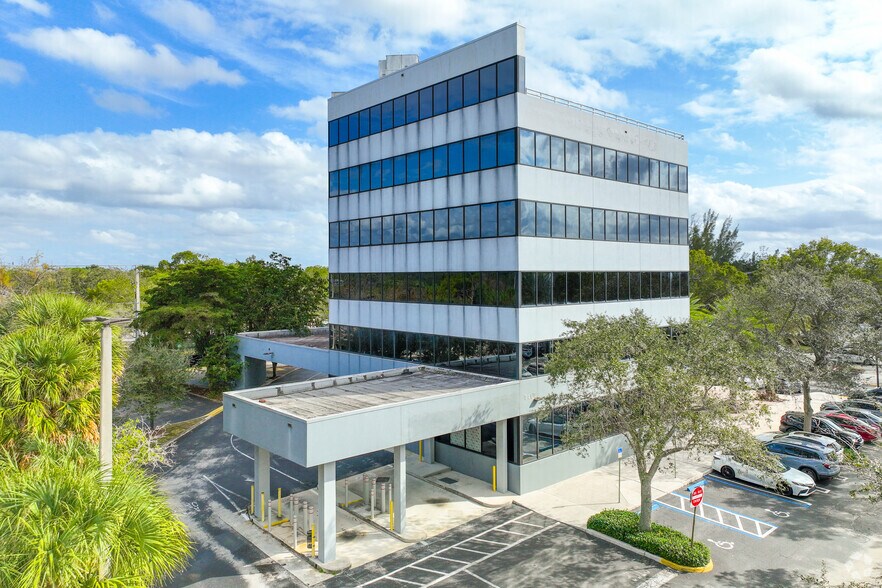 More Photos Of 1401 N University Dr, Coral Springs Medical For Lease