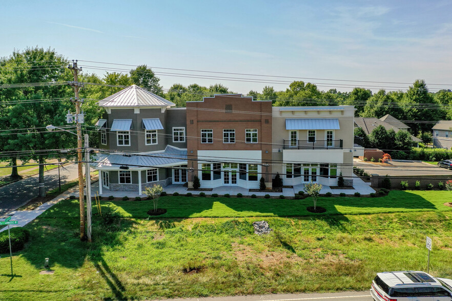 Primary Photo Of 18620 W Catawba Ave, Cornelius Office For Sale