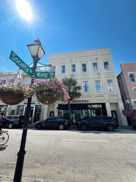 More Photos Of 289-291 King St, Charleston Apartments For Sale
