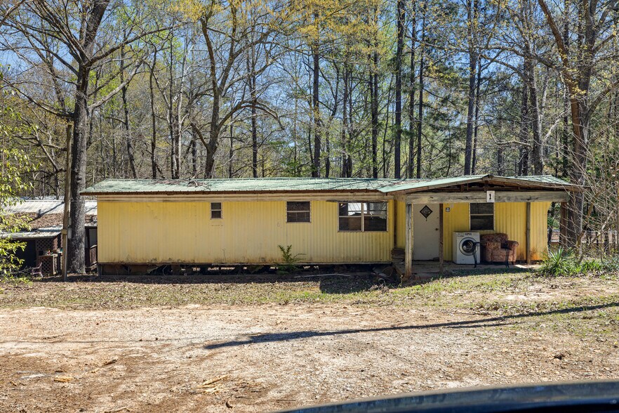 More Photos Of 3200 GA Highway 219, Franklin Multifamily For Sale