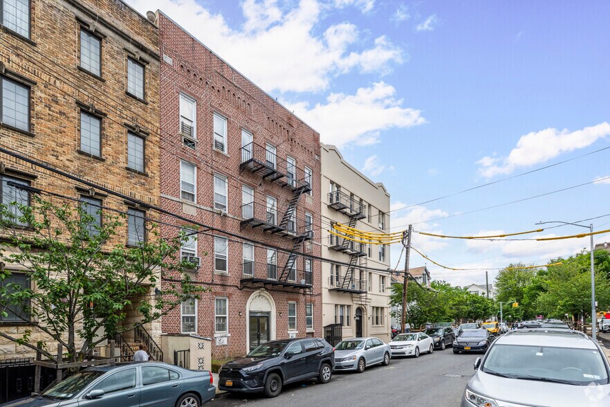 More Photos Of 1620 E 12th St, Brooklyn Apartments For Sale
