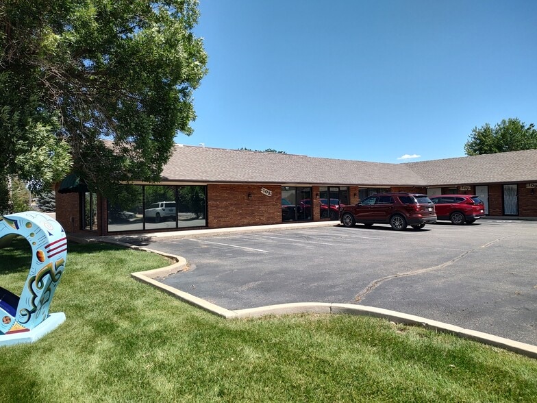More Photos Of 103 E 42nd St, Loveland Office For Lease
