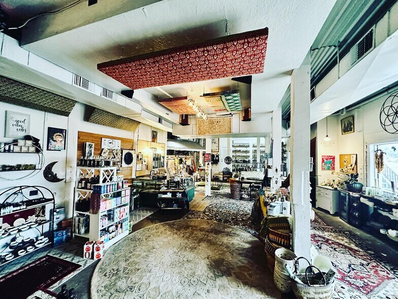 More Photos Of 1209 S Croatan Hwy, Kill Devil Hills Storefront For Sale