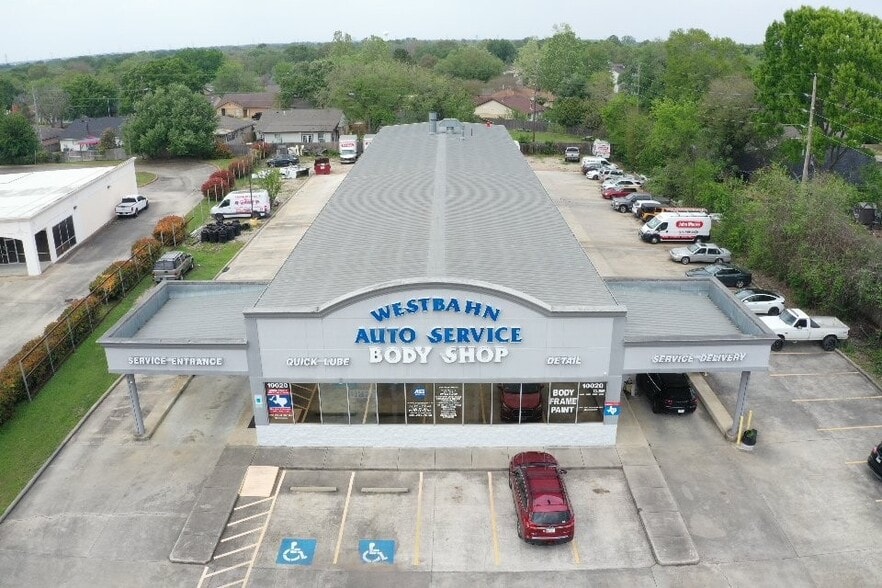 Primary Photo Of 10020 West Rd, Houston Auto Repair For Sale