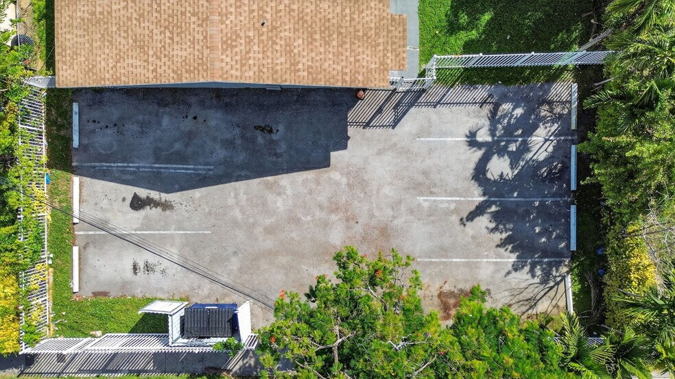 More Photos Of 1864 NW 28th St, Miami Apartments For Sale